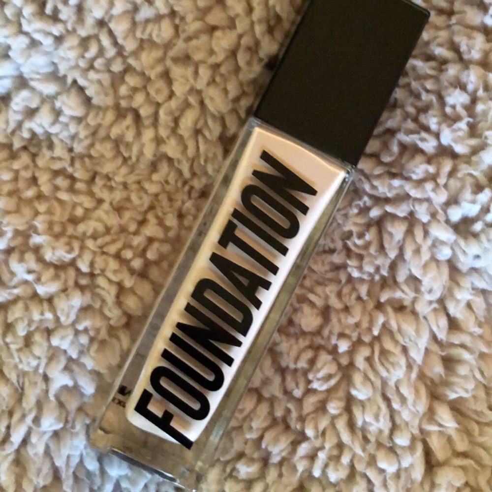 Anastasia liquid foundation
